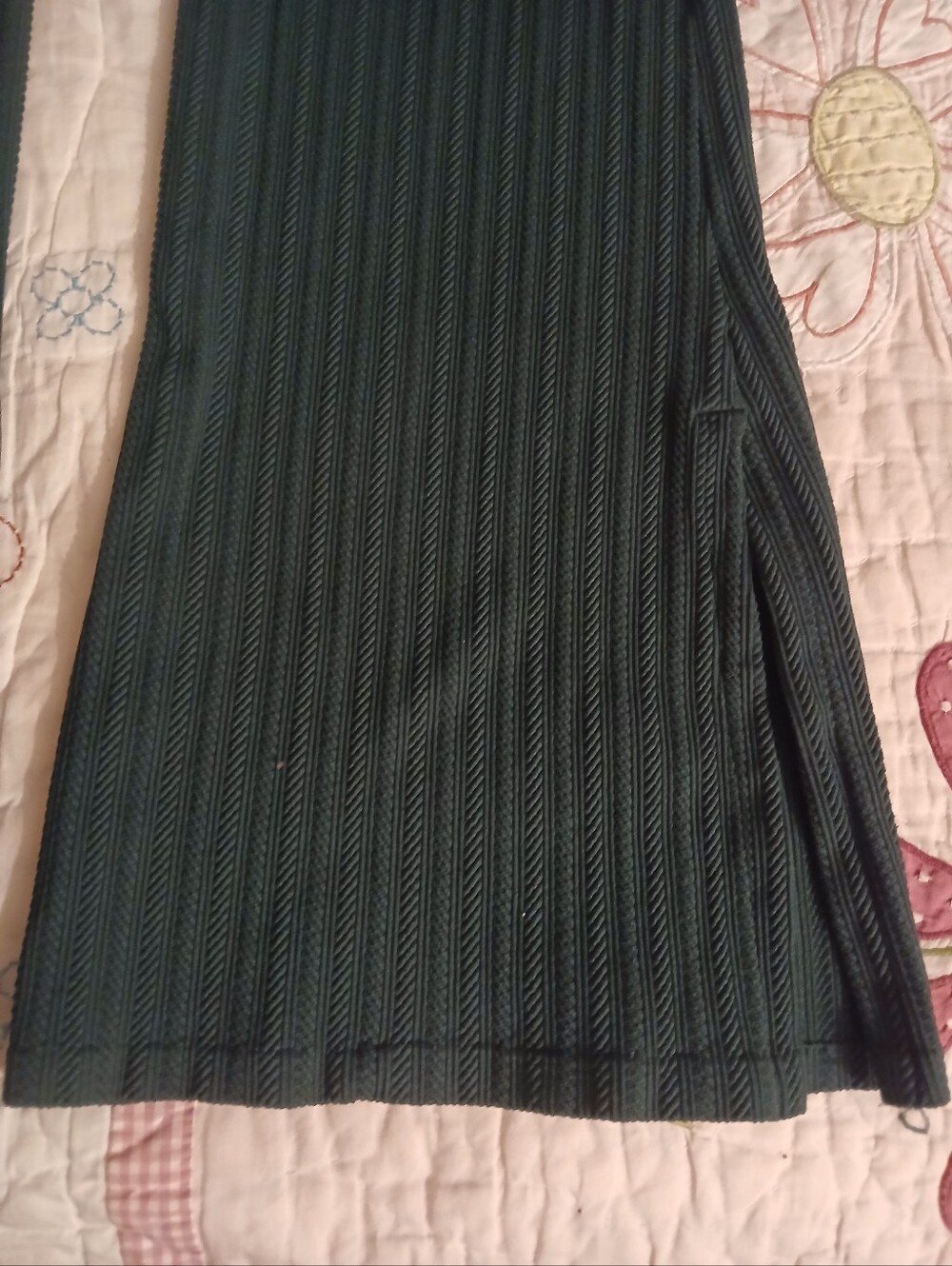 Victoria Secert Pink Hunter Green Leggings - Picture 4 of 6